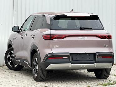 b y d: BYD Yuan Up: 2024 г., Электромобиль, Кроссовер — 3