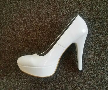 maslinasto zelene cipele: Pumps, 39