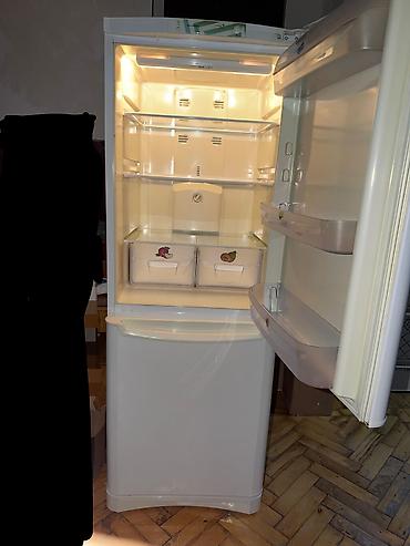 spider man 2 disc: Indesit ikiqat kameralı soyuducu - Aşağıda dondurucu bölmə, yuxarıda — 3