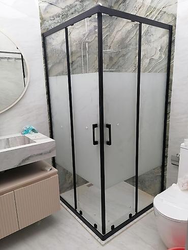 Duş kabinaları, arakəsmələr: Yeni Arakəsmə, Künc üçün, Ödənişli çatdırılma — 51