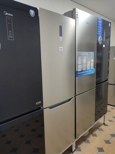 Холодильники: Холодильник Midea, Новый, Двухкамерный, No frost, 999999999 * 1840 * 999999999, С рассрочкой — 8