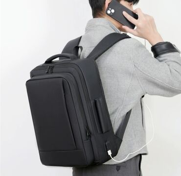 часы спортивные противоударные водонепроницаемые: Продаю новую очень качественную и стильную сумку/рюкзак,подойдет как