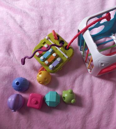 yoko baby бишкек: Игрушки в отличном состоянии. 
кукла новая