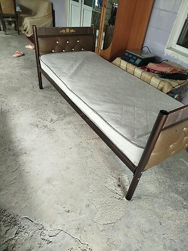 matras demiri: İkimərtəbəli dəmir çarpayı satılır. Model həm bunk bed kimi, həm də — 5
