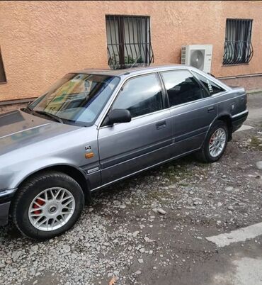 Mazda: Mazda 626: 1988 г., 2 л, Механика, Бензин, Хэтчбэк