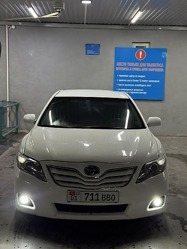 Toyota Camry: 2010 г., 2.5 л, Автомат, Бензин, Седан