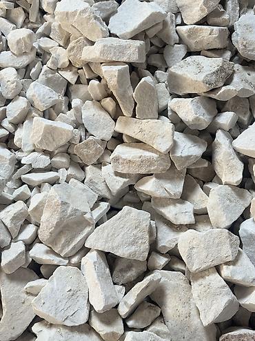 Мраморная крошка: Мраморная крошка, Белый, Ландшафтная, В тоннах — 14