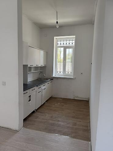 Продажа коттеджей и домов: 5 комнат, 130 м², 4 соток, Бишкек, Оскон-ордо ж/м Собственник — 27
