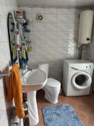 Продажа домов: Дом, 80 м², 4 комнаты, Собственник, Косметический ремонт at lalafo.kg — 11 Продажа домов: Дом, 80 м², 4 комнаты, Собственник, Косметический ремонт — 11