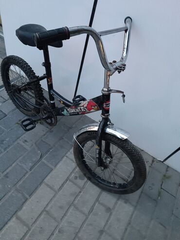 Uşaq velosipedləri: İşlənmiş İki təkərli Uşaq velosipedi 16", sürətlərin sayı: 1, Ünvandan götürmə, Ödənişli çatdırılma — 8