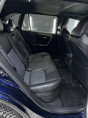 Toyota: Toyota RAV4: 2019 г., 2.5 л, Вариатор, Гибрид, Кроссовер — 9