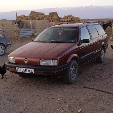 Volkswagen: Volkswagen Passat: 1991 г., 1.8 л, Механика, Бензин, Универсал