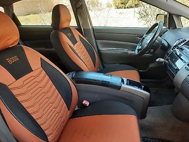 scooter az: Toyota Prius (2-ci nəsil) hibrid hetçbek Xarici: - Açıq yaşıl rəngli — 4