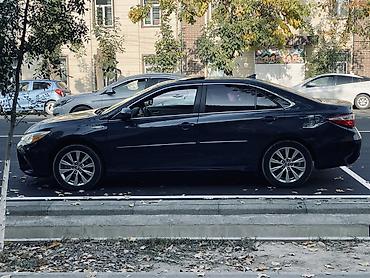 aion n60: Toyota Camry: 2017 г., 2.5 л, Автомат, Гибрид, Седан — 5