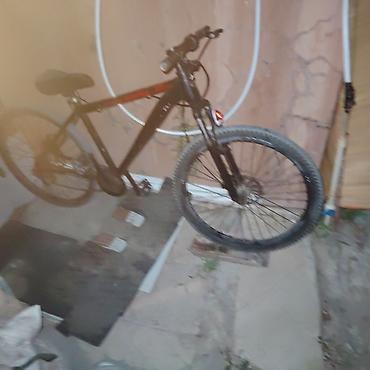 İdman velosipedləri: Şəhər və yüngül off-road üçün dağ velosipedi - Rəng: qara/gövdə — 1