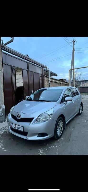авто в рассрочку без банка без первоначального взноса в бишкеке: Toyota Verso: 2009 г., 1.6 л, Механика, Бензин, Хэтчбэк