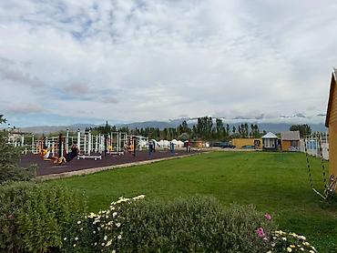 Продажа коттеджей и домов: Продаётся коттедж в ALPHA WHITE RESORT 4 комнатная студия. 📍 с at lalafo.kg — 13 Продажа коттеджей и домов: Продаётся коттедж в ALPHA WHITE RESORT 4 комнатная студия. 📍 с — 13