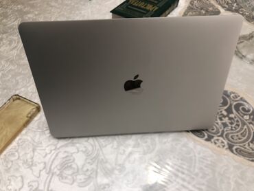 микрофоны бу: Ноутбук, Apple, 8 ГБ ОЗУ, Intel Core i5, 13.3 ", Б/у, Для работы, учебы, память SSD
