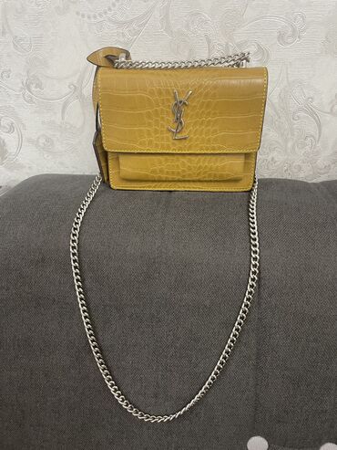 Классические сумки: Италия .В наличии новая натуральная кожаная бежевая сумка Италия в — 5