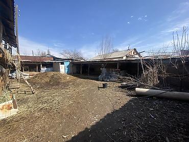 Двери для домов и квартир: Базар-Коргон — Саветиский Суу-башы 2 8,9 сотых крмната 10 комнаты — 10