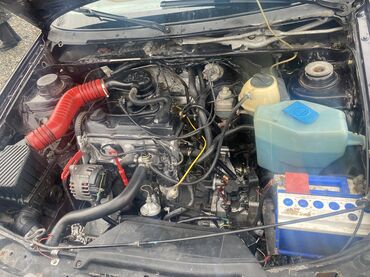 Volkswagen: Volkswagen Passat: 1991 г., 1.8 л, Механика, Бензин, Седан — 13