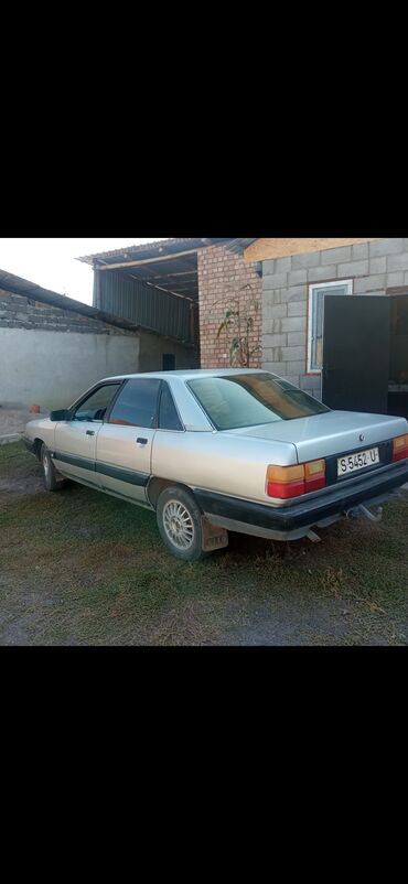 Audi: Audi 100: 1985 г., 1.8 л, Механика, Газ, Седан