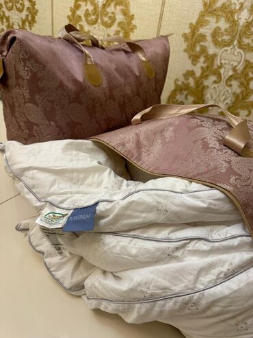 Sandıqlar: Yeni Böyüklər üçün Bir nəfərlik Qış üçün Yorğan, Ödənişli çatdırılma