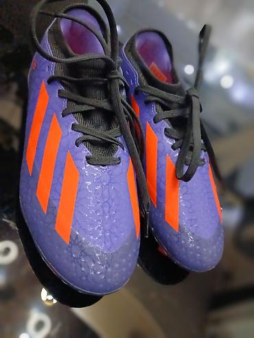 бутсу: Футбольные бутсы для натурального газона.Оригинальные Adidas - Тип — 6