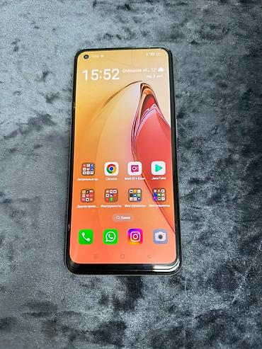 Смартфон OPPO (серия Reno, градиентный корпус) - Экран: безрамочный с