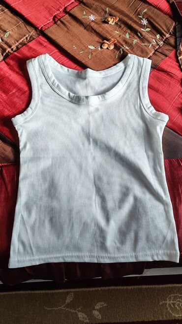 Lixiang: Ağ rəngli kişi maykası - Model: klassik, qoltuqsuz (tank top) - Rəng