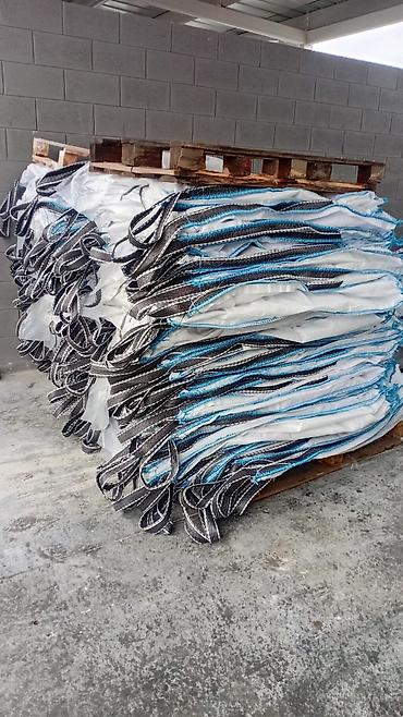 Контейнеры: Məhsul: Big-bag (FIBC) polipropilen kisələr Təsvir: - Sərt yüklərin — 6
