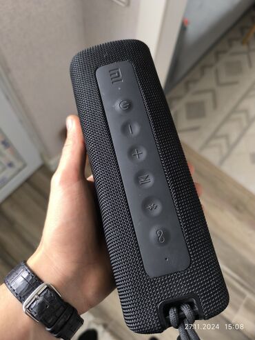 Dinamiklər və musiqi mərkəzləri: Xiaomi mi portable speaker 16watt işləməyinə və səsinə söz ola bilməz