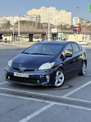 prius diskləri: Toyota Prius Hybrid – mavi rəng, 5 qapılı liftbek kuzov. Texniki — 1