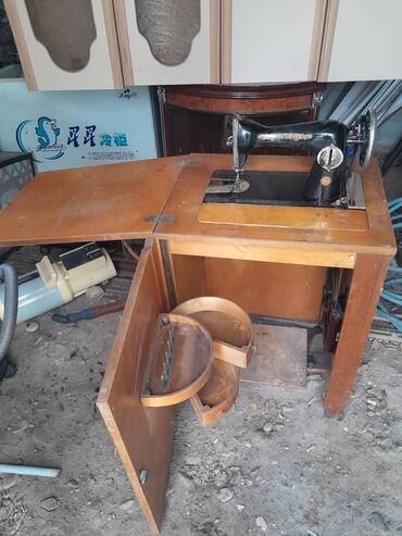 швейная машина бытовая: Швейная машина