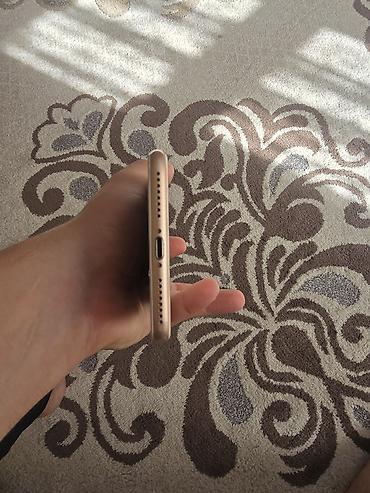 iphone gəncə: IPhone 8 Plus, 64 GB, Qızılı, Qırıq — 7