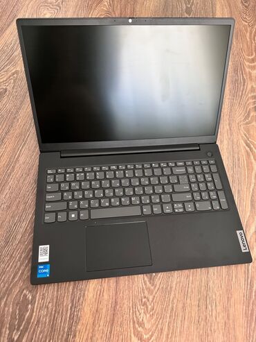 noutbuk satışı: Yeni Lenovo 15.6 ", Intel Core i5, 256 GB