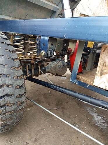 Легкий грузовой транспорт: Легкий грузовик — 10