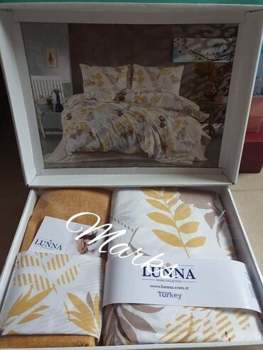 Posteljina: LUNA POSTELJINE ( Čaršav bez lastiša) CENA: 3100 din Materijal: 100% — 29