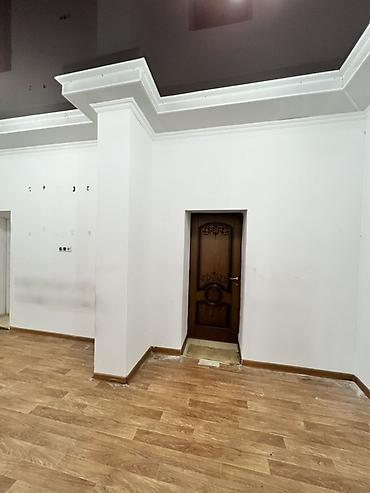 Аренда помещений свободного назначения: Сдается 80 м², 2 этаж (3-этажное здание), с ремонтом. Под: массаж — 9