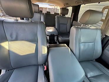 Частная аренда авто: Сдаю в аренду Rent cars off road cars Внедорожники Toyota Sequoia — 2