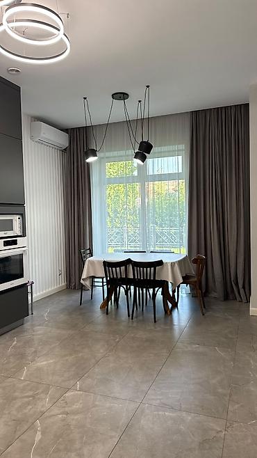 Долгосрочная аренда домов: 190 м², 4 комнаты — 15
