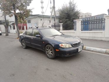 автомобили нисан: Nissan Cefiro: 2002 г., 2 л, Механика, Бензин, Седан