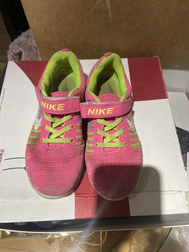 женские брендовые туфли недорого: Кроссовки и спортивная обувь