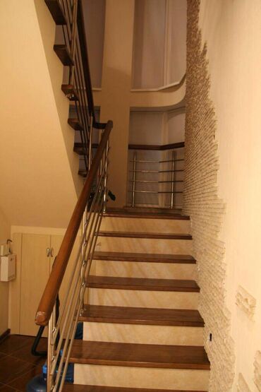 Долгосрочная аренда домов: 240 м², 5 комнат — 11