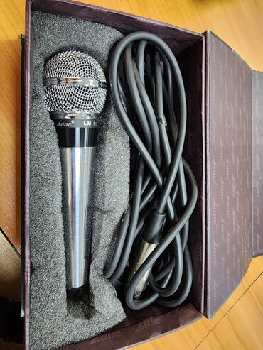 без проводной микрофон: Продаю проводной, профессиональный микрофон микрофон