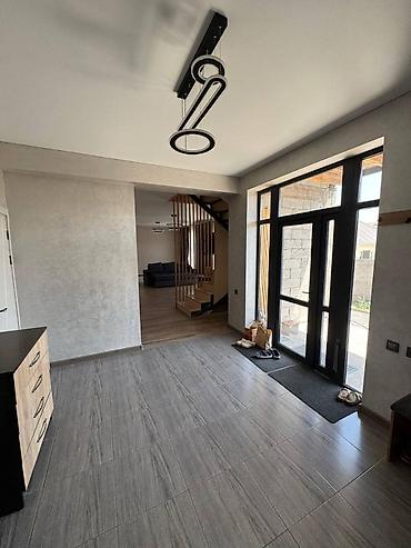 Продажа коттеджей и домов: Продаю 5 комнатный дом Адрес: Рухий Мурас 2 Серия: дом Этаж: 2 этажа — 15