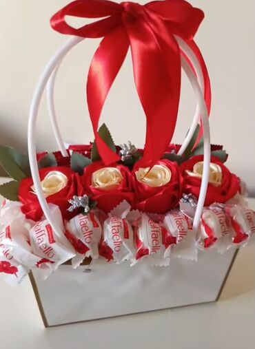 Hədiyyələr: Sifarisle hazirlanir — 28