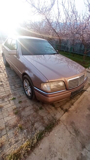 mercedes w124: Mercedes-Benz C-Class: 1993 г., 1.8 л, Механика, Бензин, Универсал