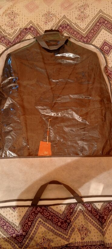 Kostyumlar: Kişi kostyumu – üç hissəli dəst - Rəng: tünd boz (melanj effektli) - — 14