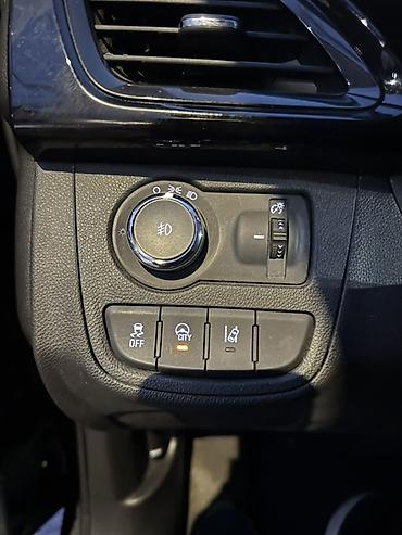 Chevrolet: Chevrolet Spark: 2018 г., 1 л, Автомат, Бензин, Хэтчбэк — 13